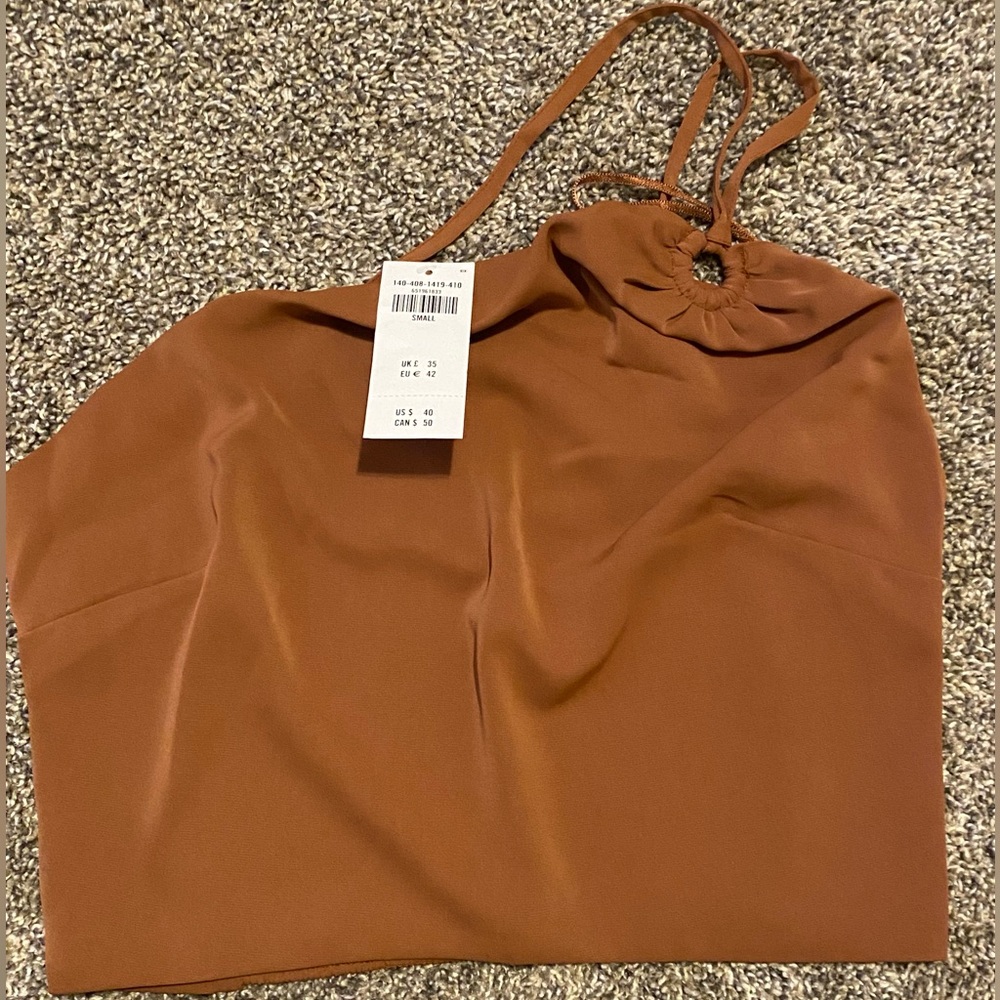 One shoulder top